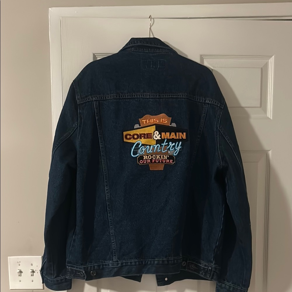 Men's Denim Jacket - Picture 2 of 3